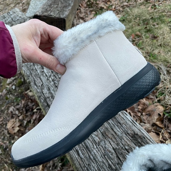 NWT Skechers Goga Mat Cream On The Go City 2 Leather Boots Size 8 Wide - Picture 4 of 11